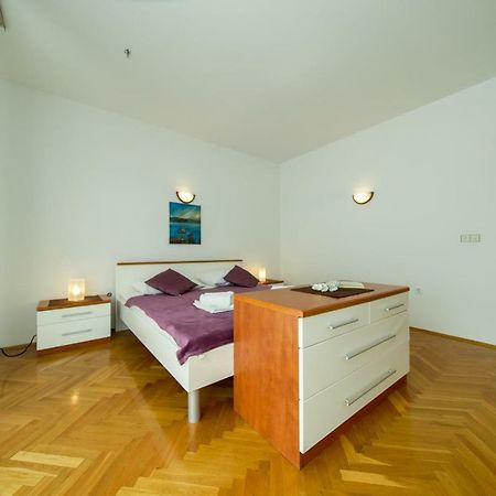 Apartments L&L Dugi Rat Exteriér fotografie
