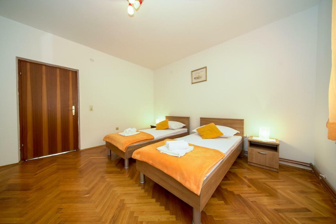 Apartments L&L Dugi Rat Pokoj fotografie